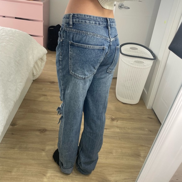 Jeans - Picture 2 of 4